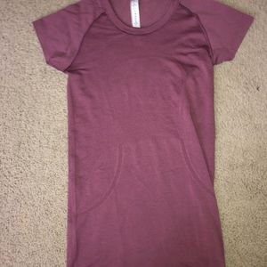 pink Lululemon short sleeve